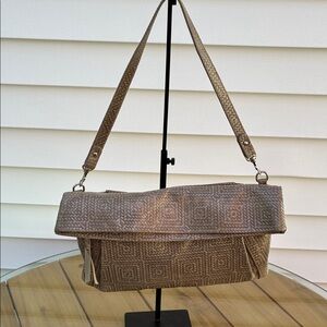 Gianni chairing made in Italy Elegant in Tan Women's Bag